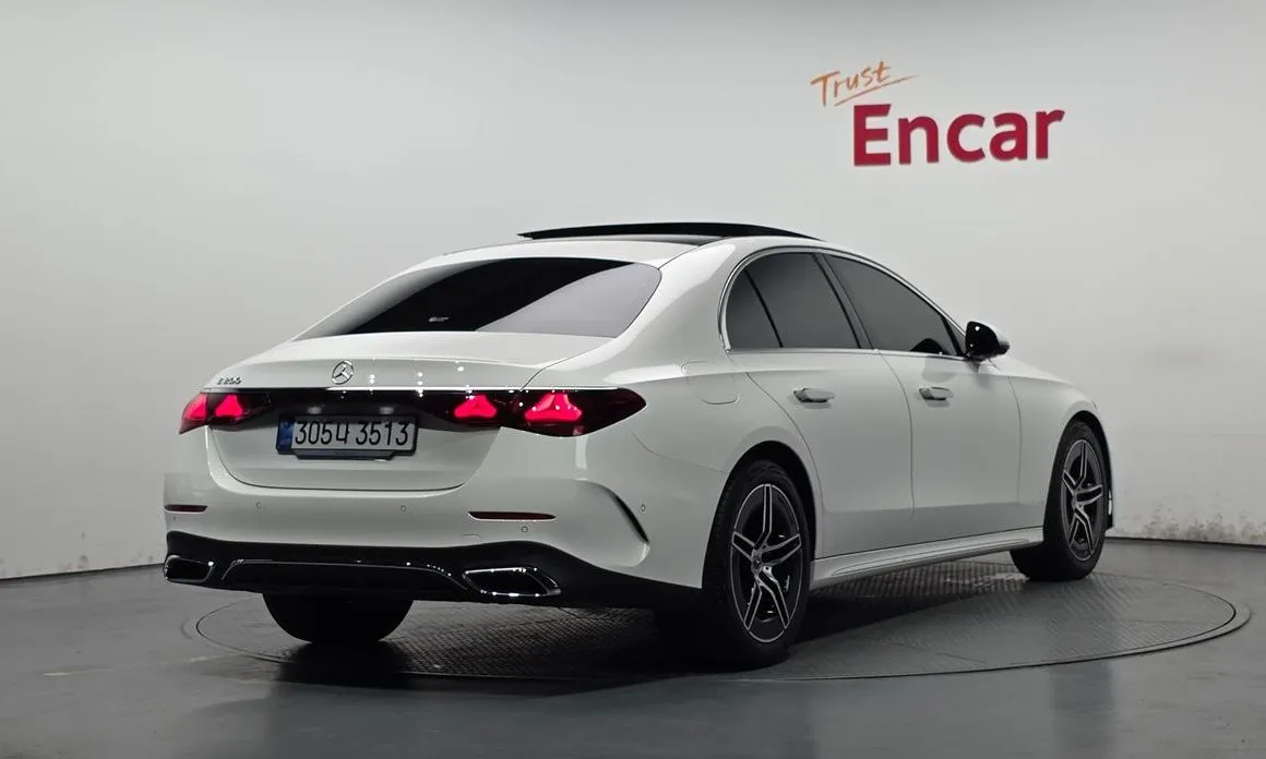 Mercedes-Benz E-Class 2026 из KR, фото 3