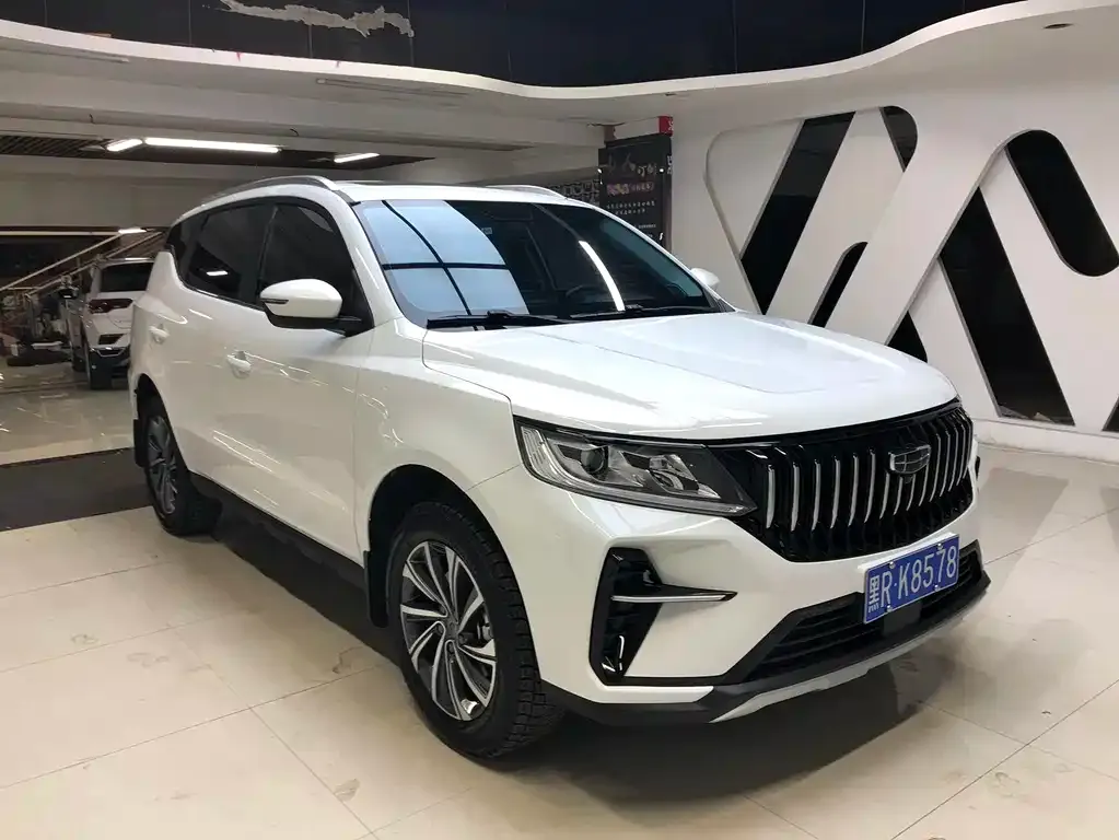 Geely Vision X6 — фото 3