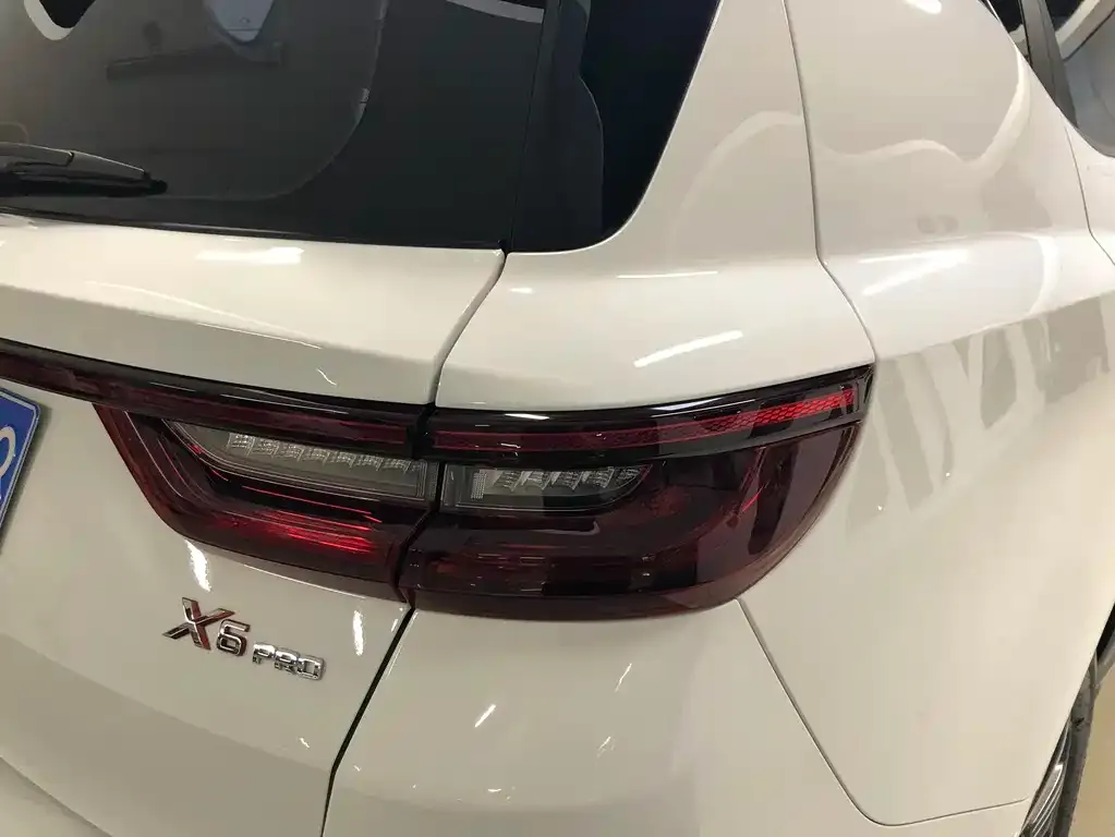 Geely Vision X6 — фото 10