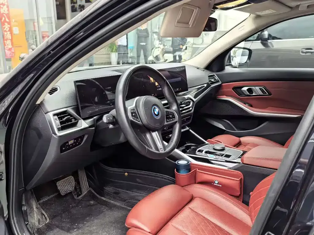 BMW i3 — фото 3