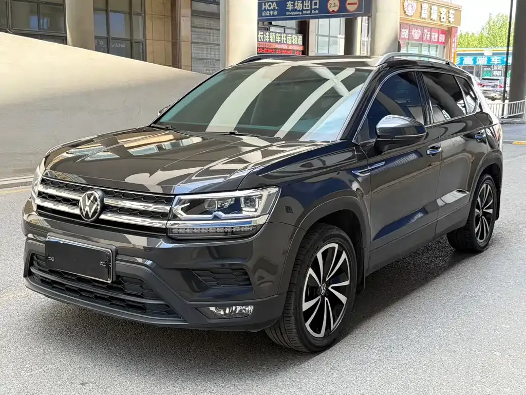 Volkswagen Tharu — фото 1