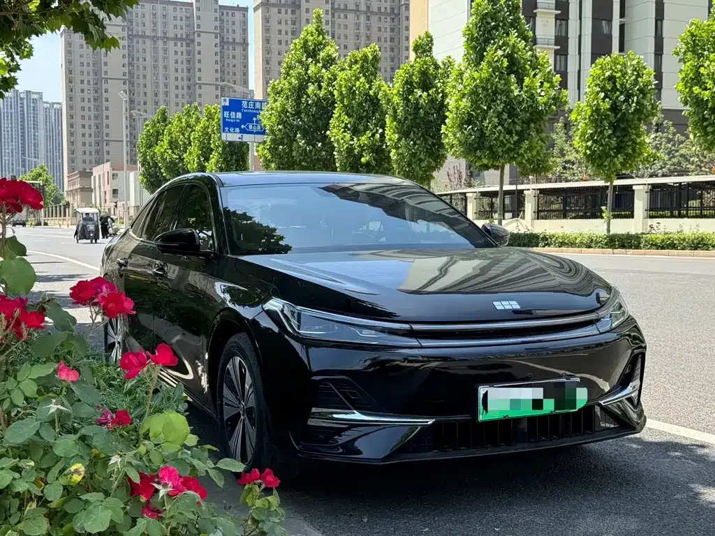 Geely Galaxy A7 — фото 9