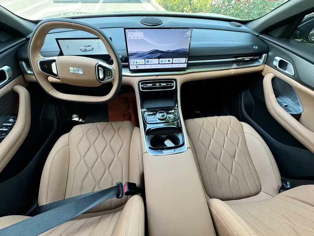 Geely Galaxy A7 — фото 3