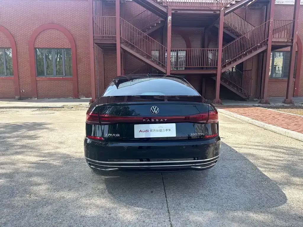 Volkswagen Passat — фото 3