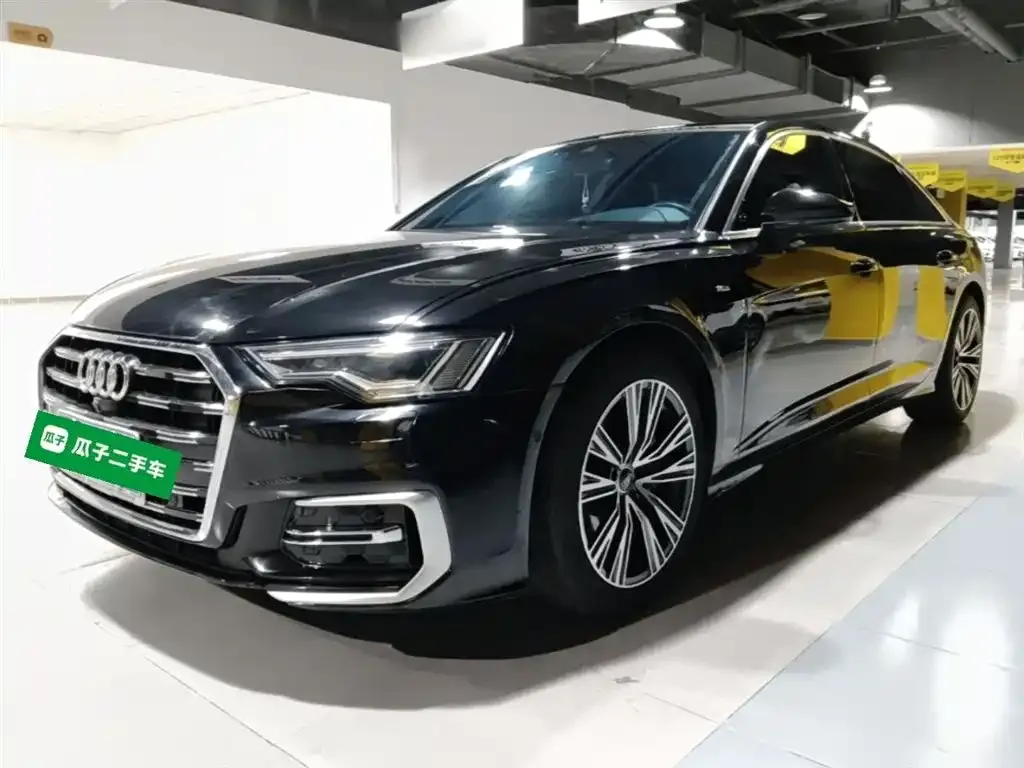 Audi A6L — фото 10