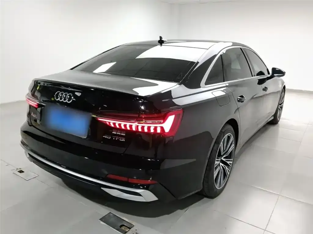 Audi A6L — фото 4