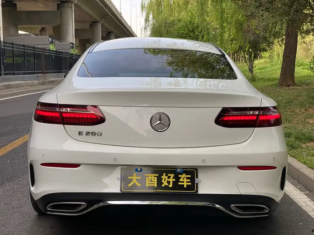 Mercedes-Benz E-Class (Import) — фото 3
