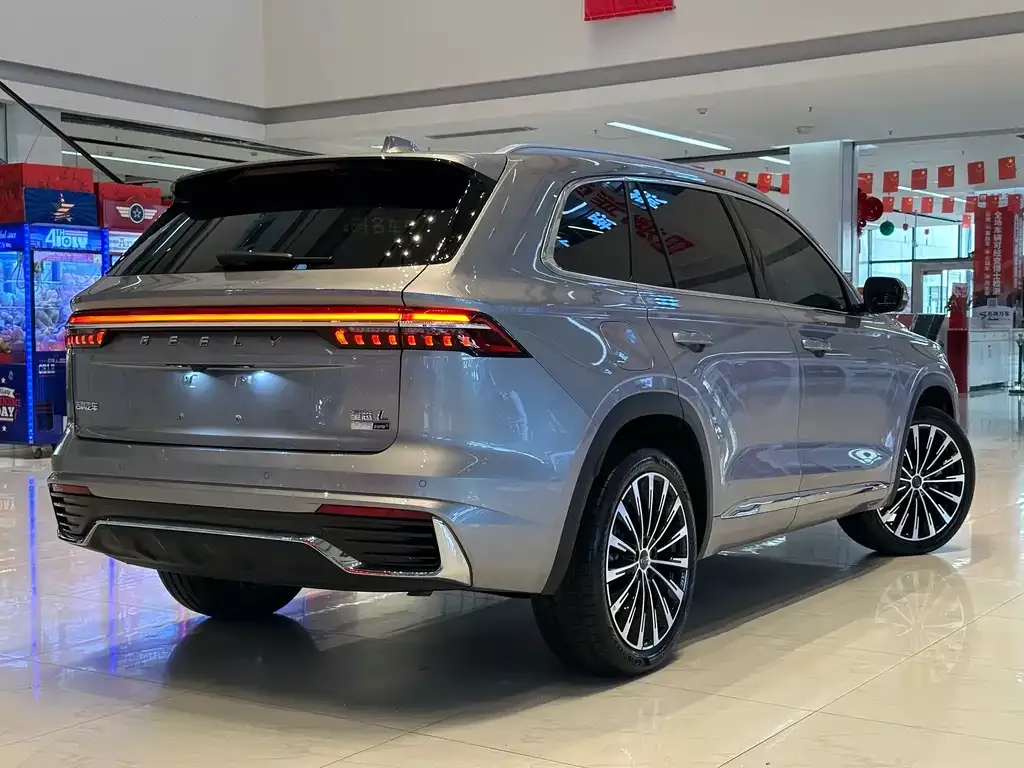 Geely Xingyue L — фото 4