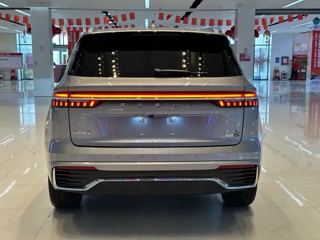 Geely Xingyue L — фото 10