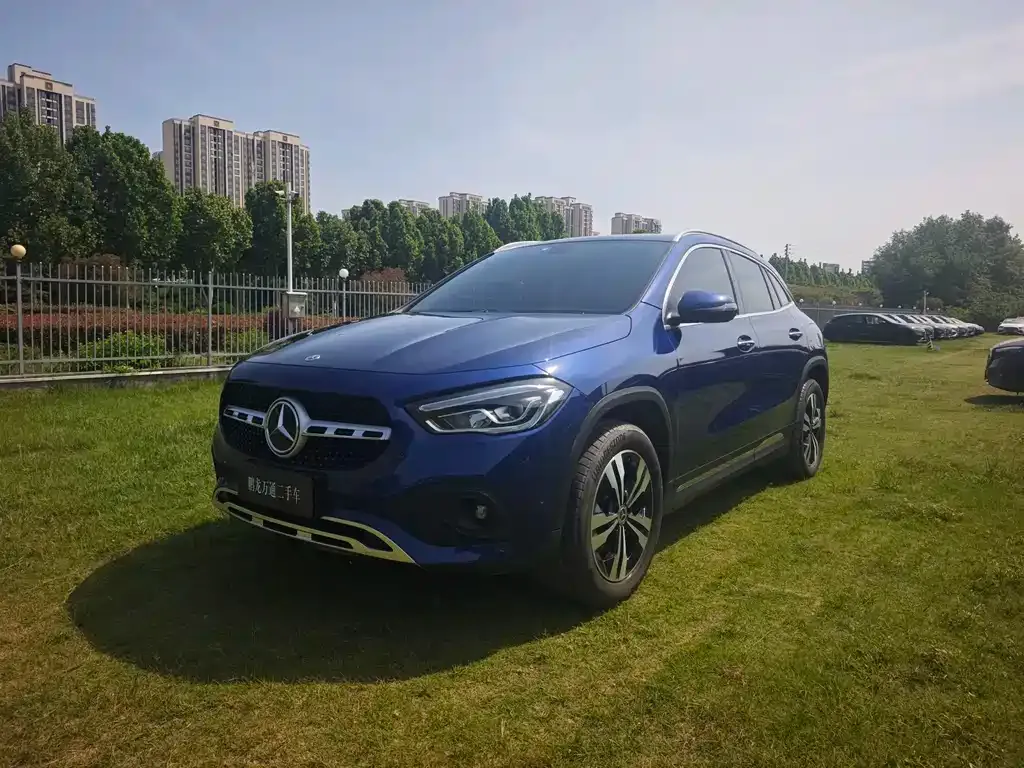 Mercedes-Benz GLA