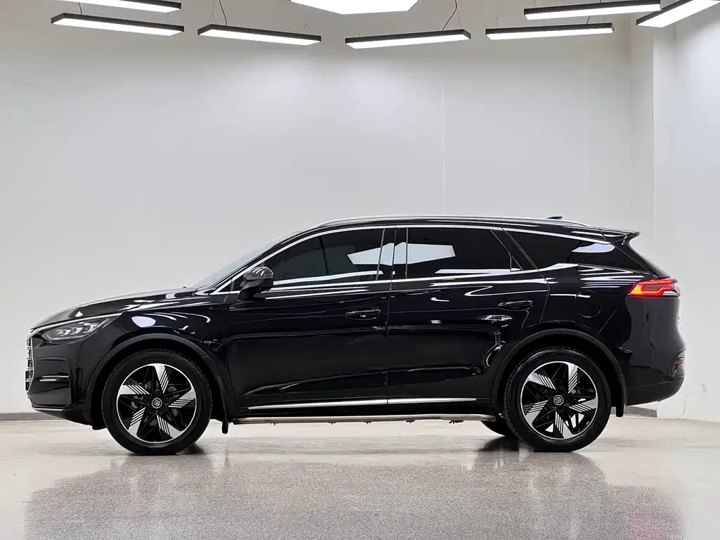 BYD Tang New Energy 2023 из CN, фото 8