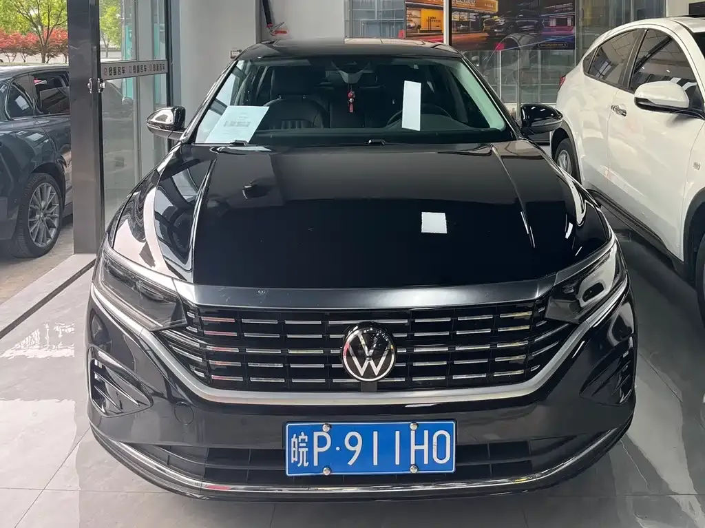 Volkswagen Passat — фото 6