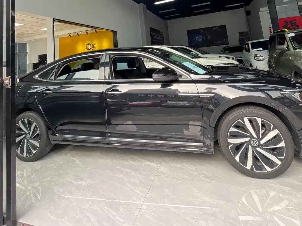 Volkswagen Passat — фото 5