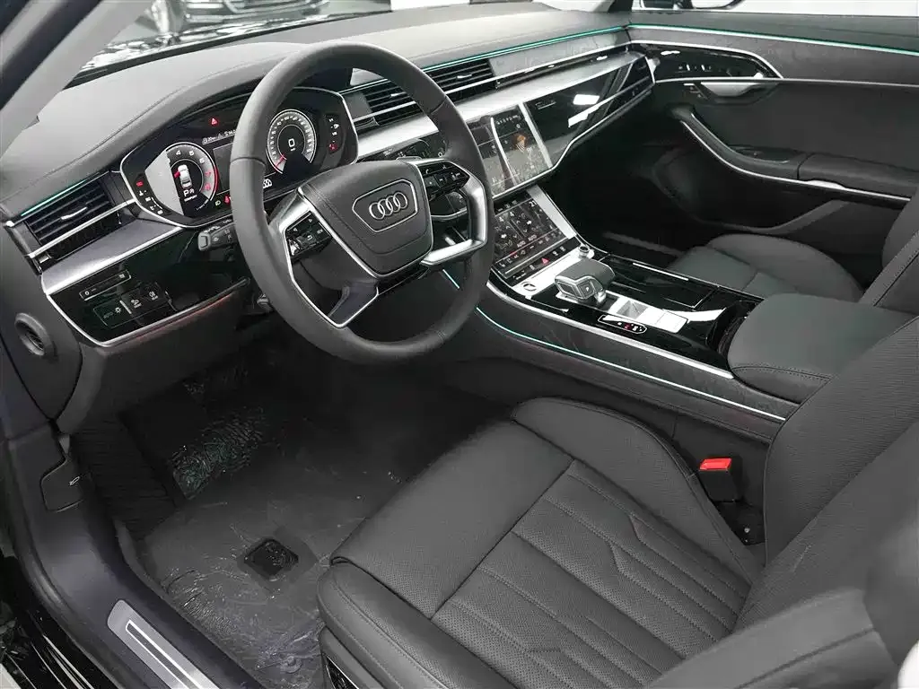 Audi A8 — фото 7