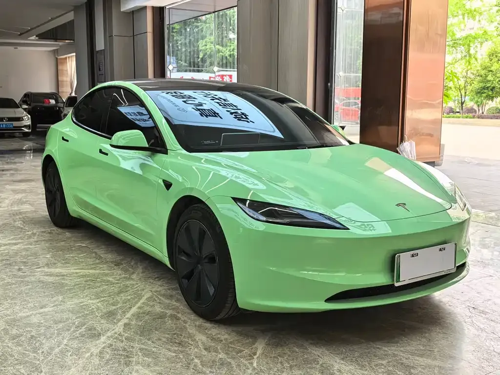 Tesla Model 3 — фото 6