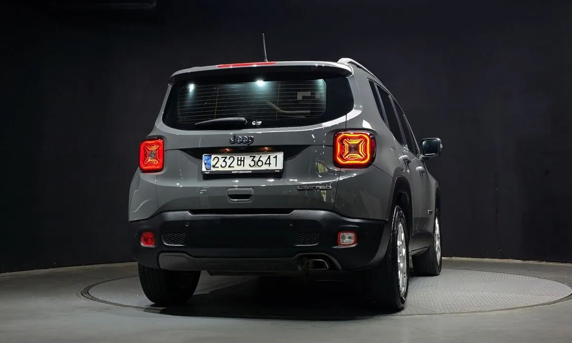 Jeep Renegade 2021 из KR, фото 3