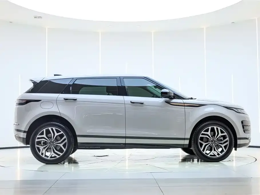 Land Rover Evoque — фото 8