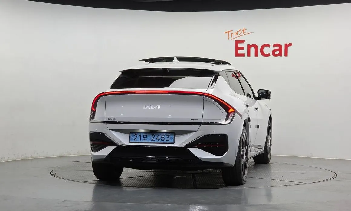 Kia EV6 — фото 3