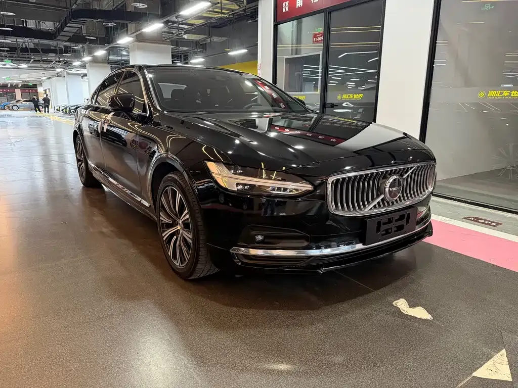 Volvo S90 — фото 10