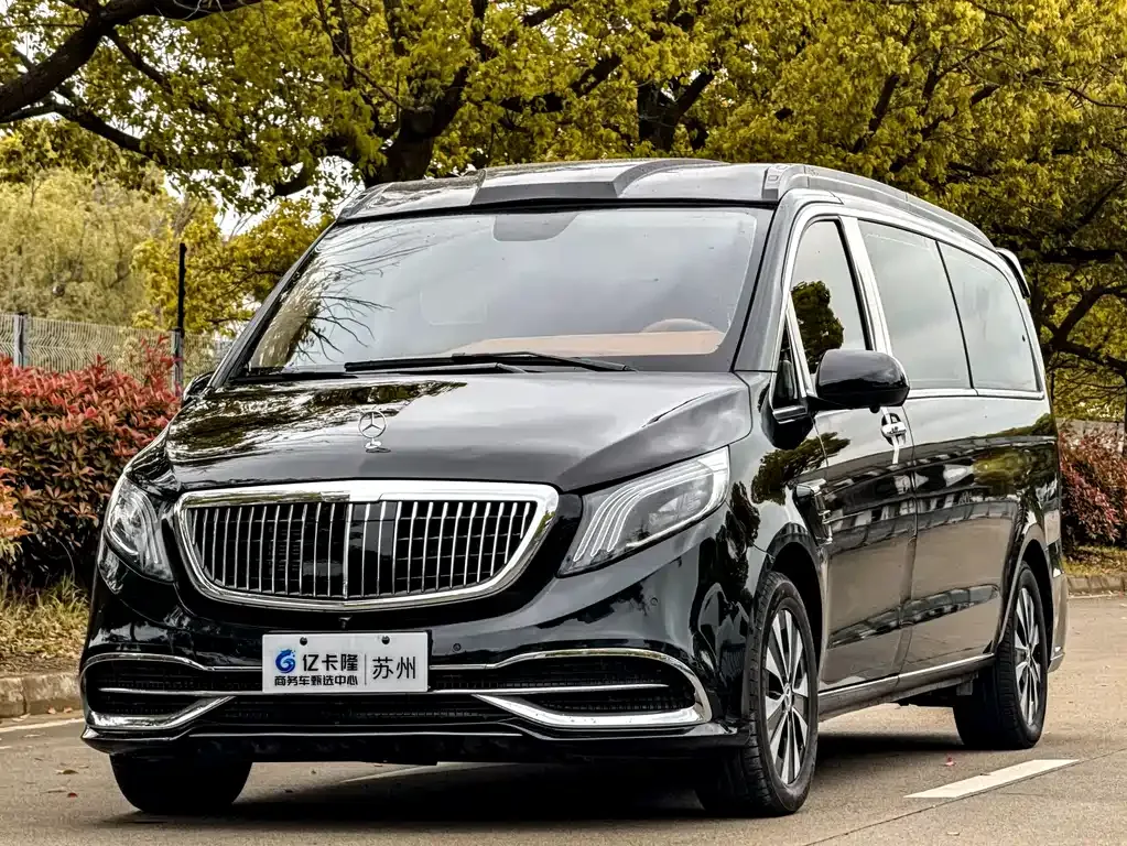 Mercedes-Benz Vito — фото 1