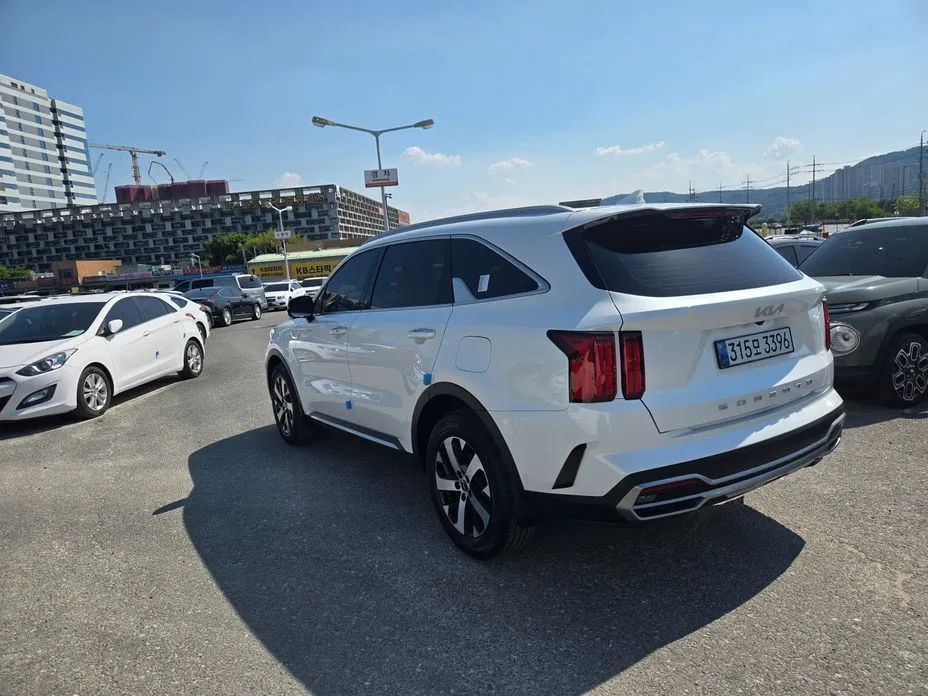 Kia Sorento — фото 3