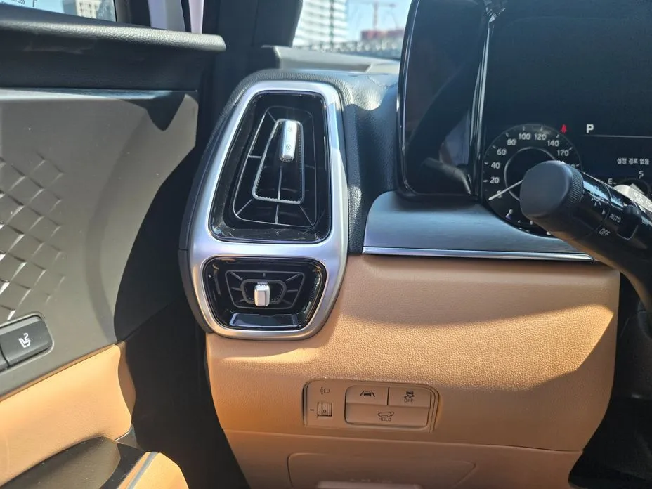 Kia Sorento — фото 6