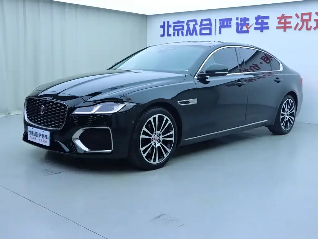 Jaguar XFL — фото 1