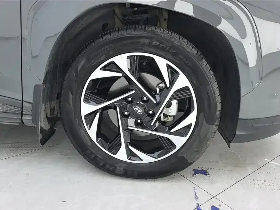 Hyundai Custo — фото 9