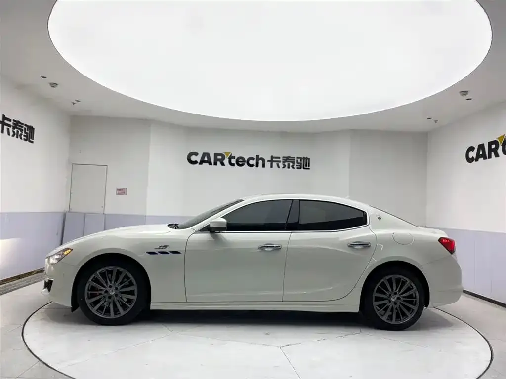 Maserati Ghibli — фото 6