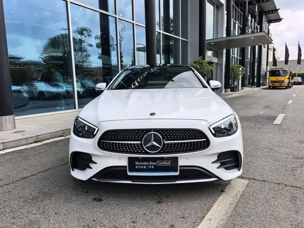 Mercedes-Benz E-Class (Import) — фото 10