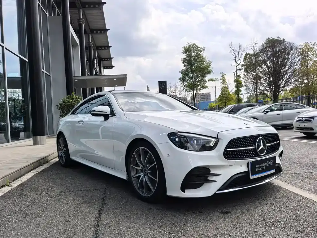 Mercedes-Benz E-Class (Import) — фото 9