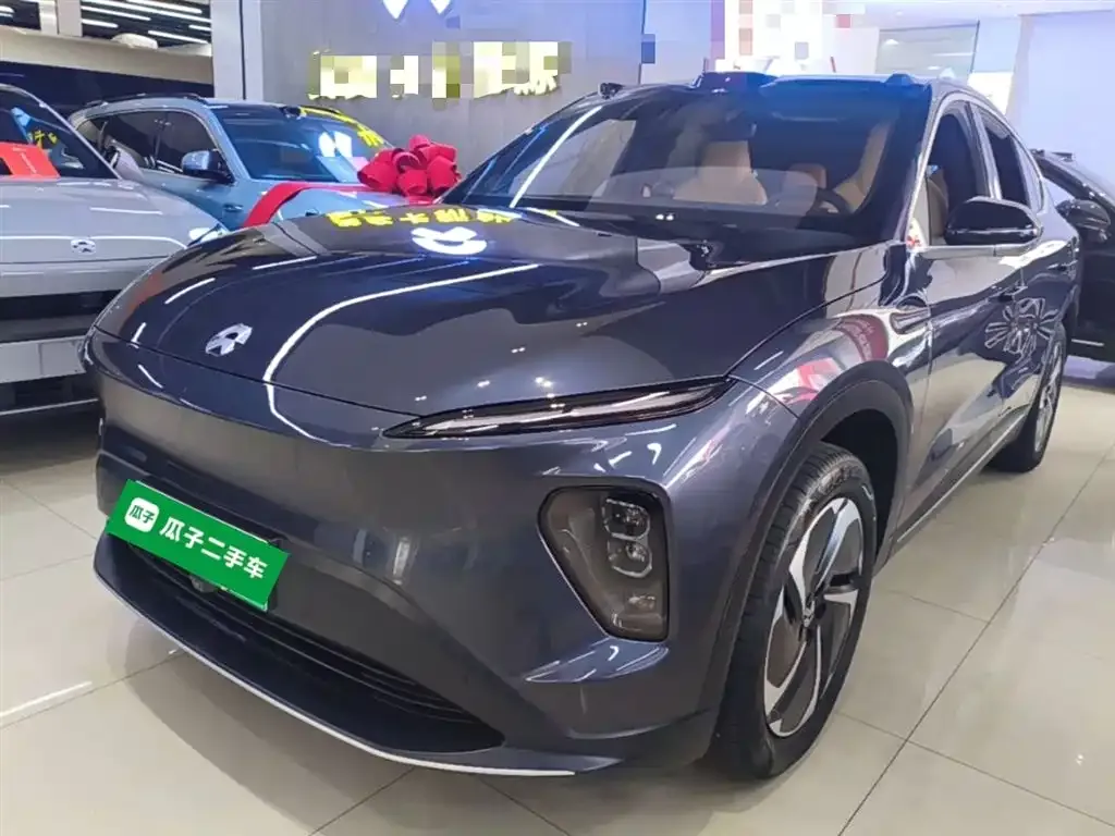 NIO EC7