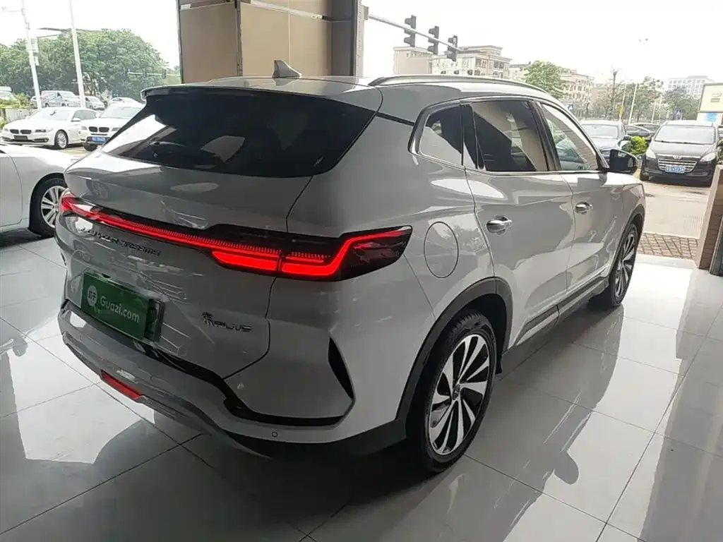 BYD PLUS New Energy — фото 10