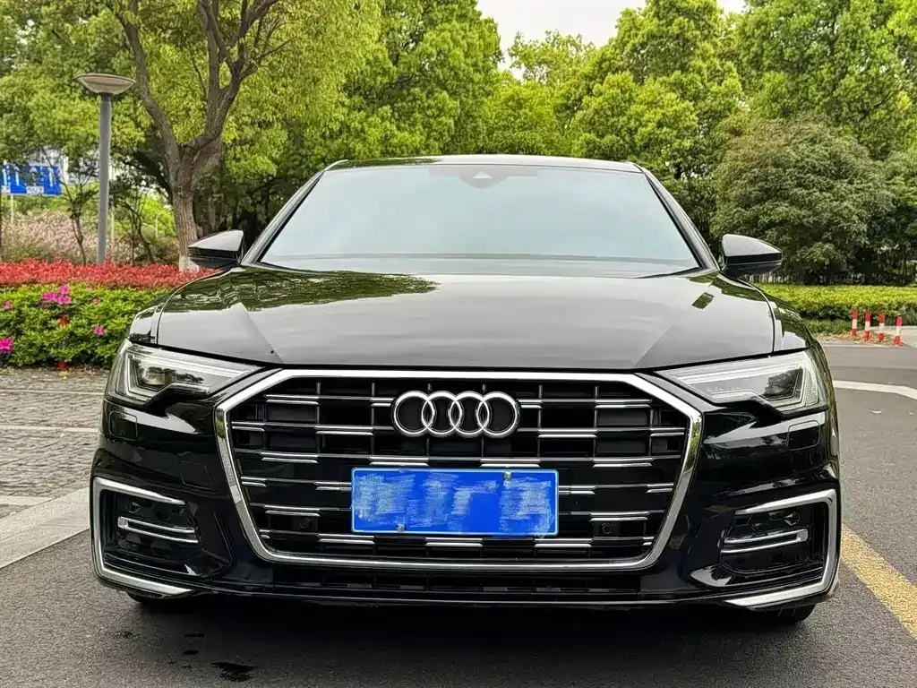 Audi A6L — фото 10