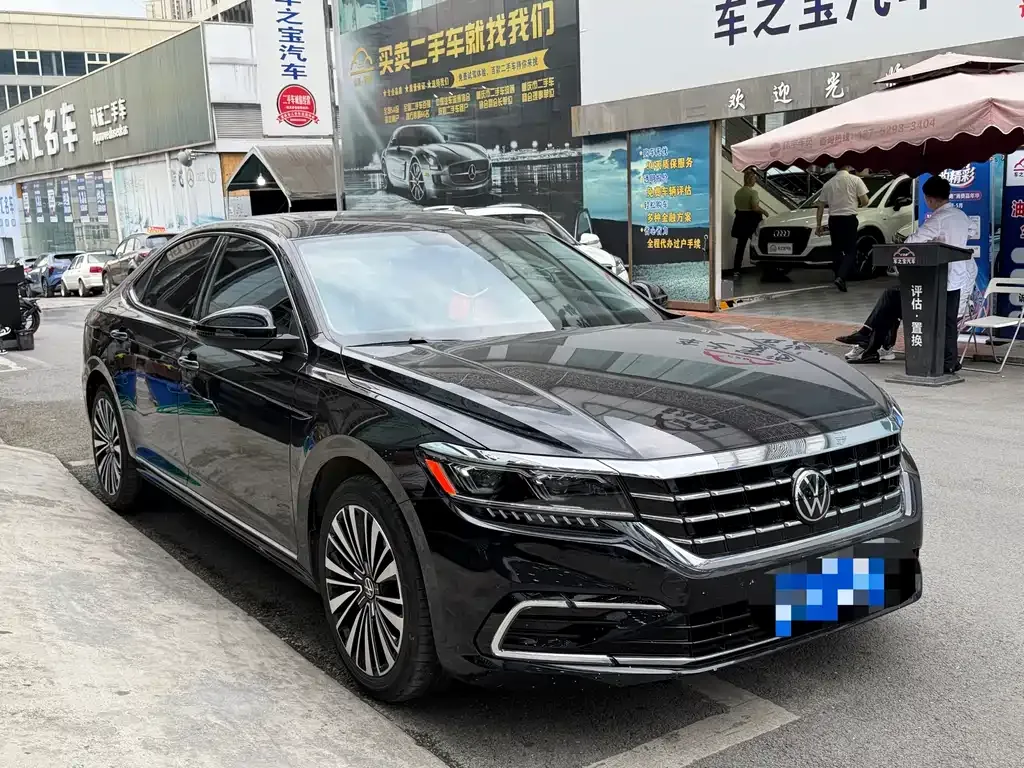 Volkswagen Passat — фото 6