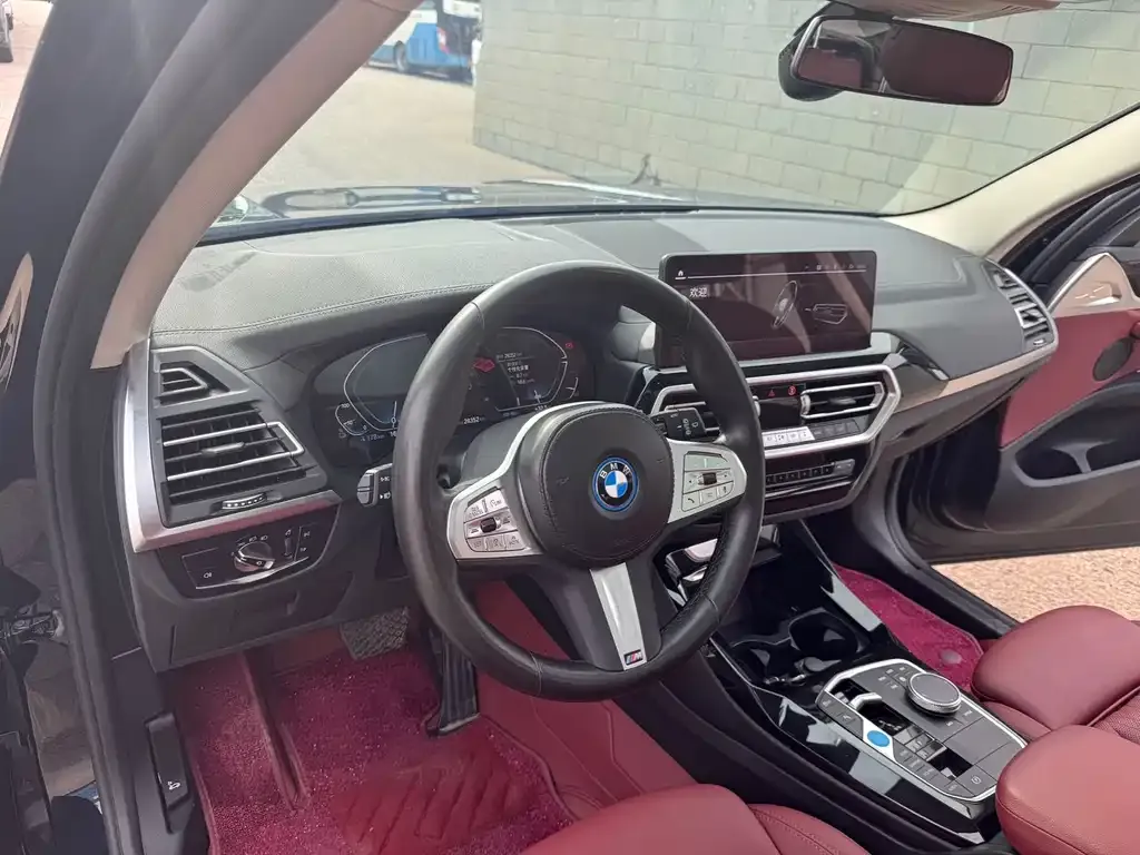 BMW iX3 2024 из CN, фото 9