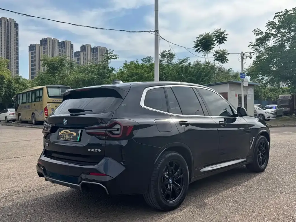 BMW iX3 2024 из CN, фото 4