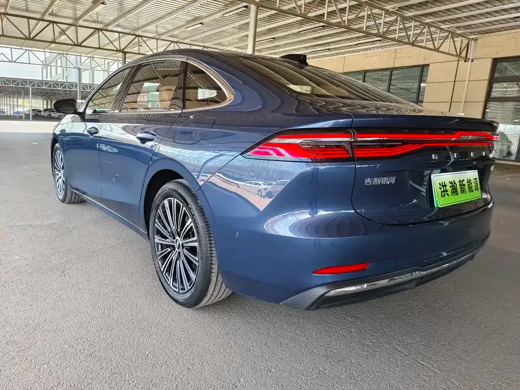 Geely 银河A7 EM — фото 10