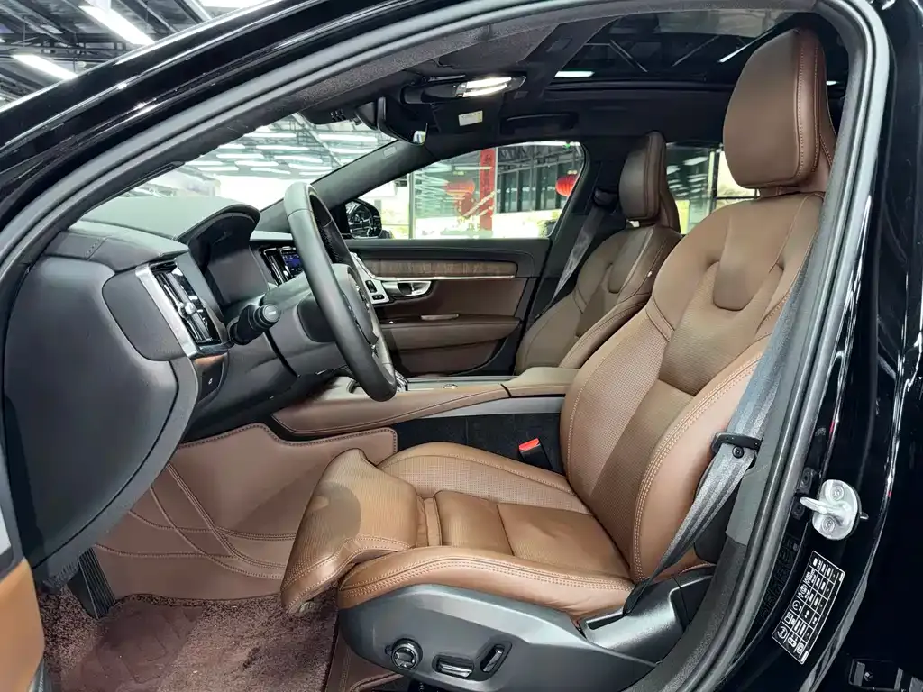 Volvo S90 — фото 4