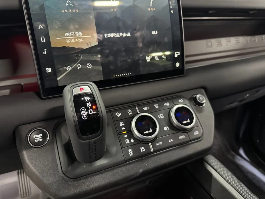 Land Rover Defender 2025 из KR, фото 3