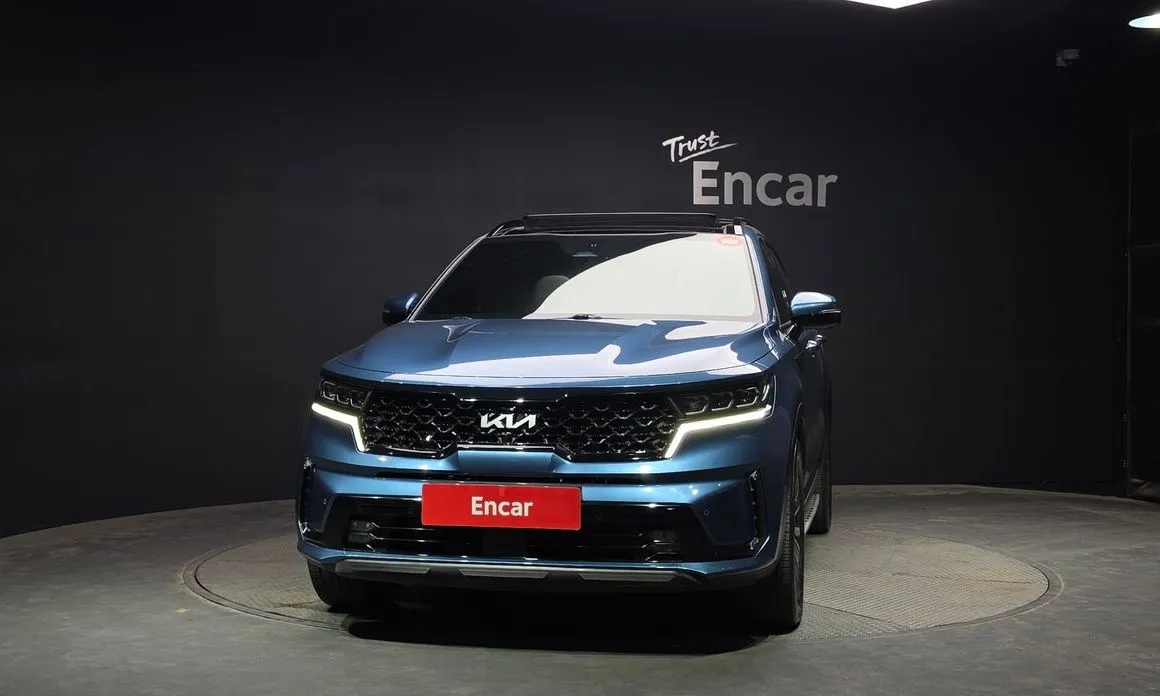 Kia Sorento — фото 6