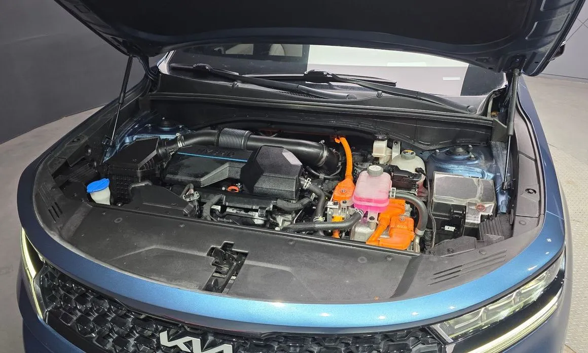 Kia Sorento — фото 9