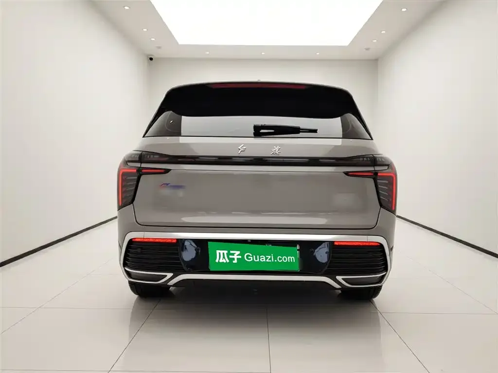 Hongqi HS3 PHEV 2025 из CN, фото 8