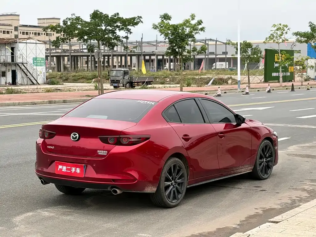 Mazda 3 Axela — фото 8