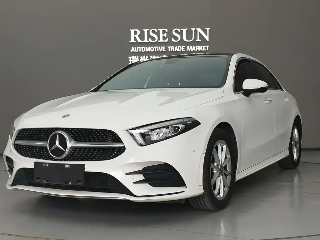 Mercedes-Benz A-Class — фото 1