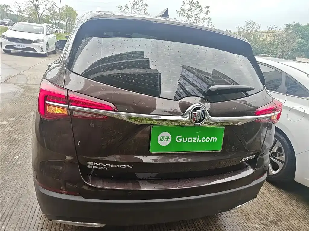 Buick Envision Plus — фото 4