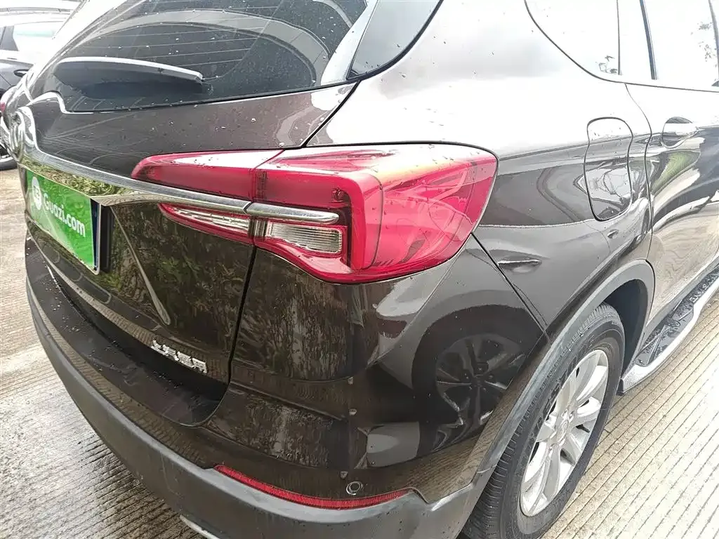 Buick Envision Plus — фото 9