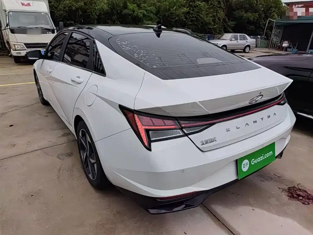 Hyundai Elantra 2022 из CN, фото 5