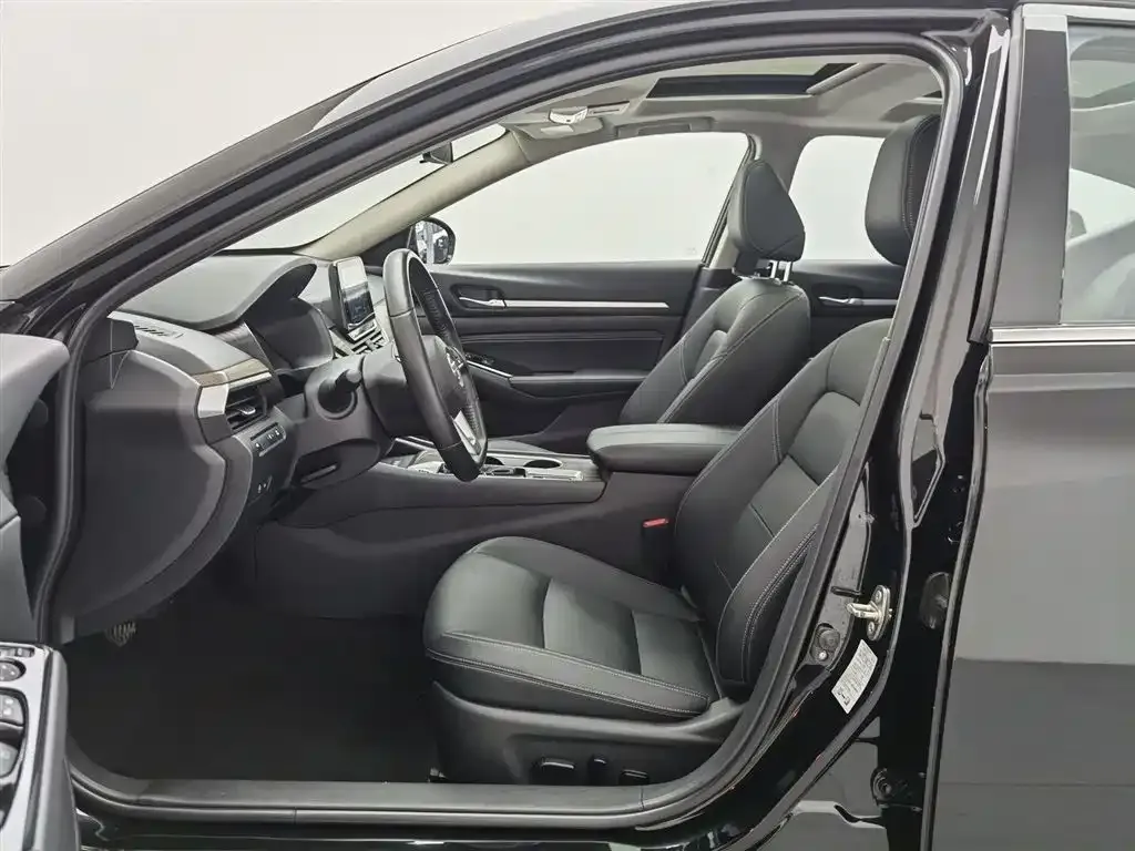 Nissan Teana 2023 из CN, фото 9