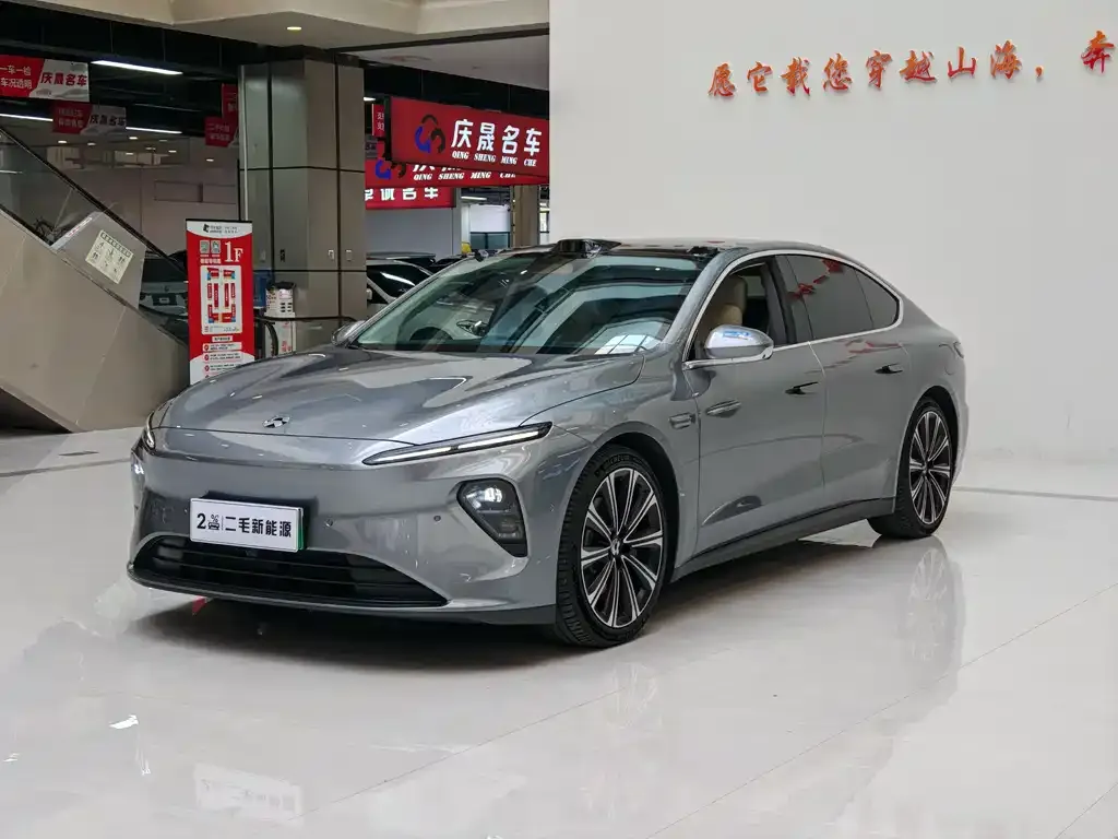 NIO ET7
